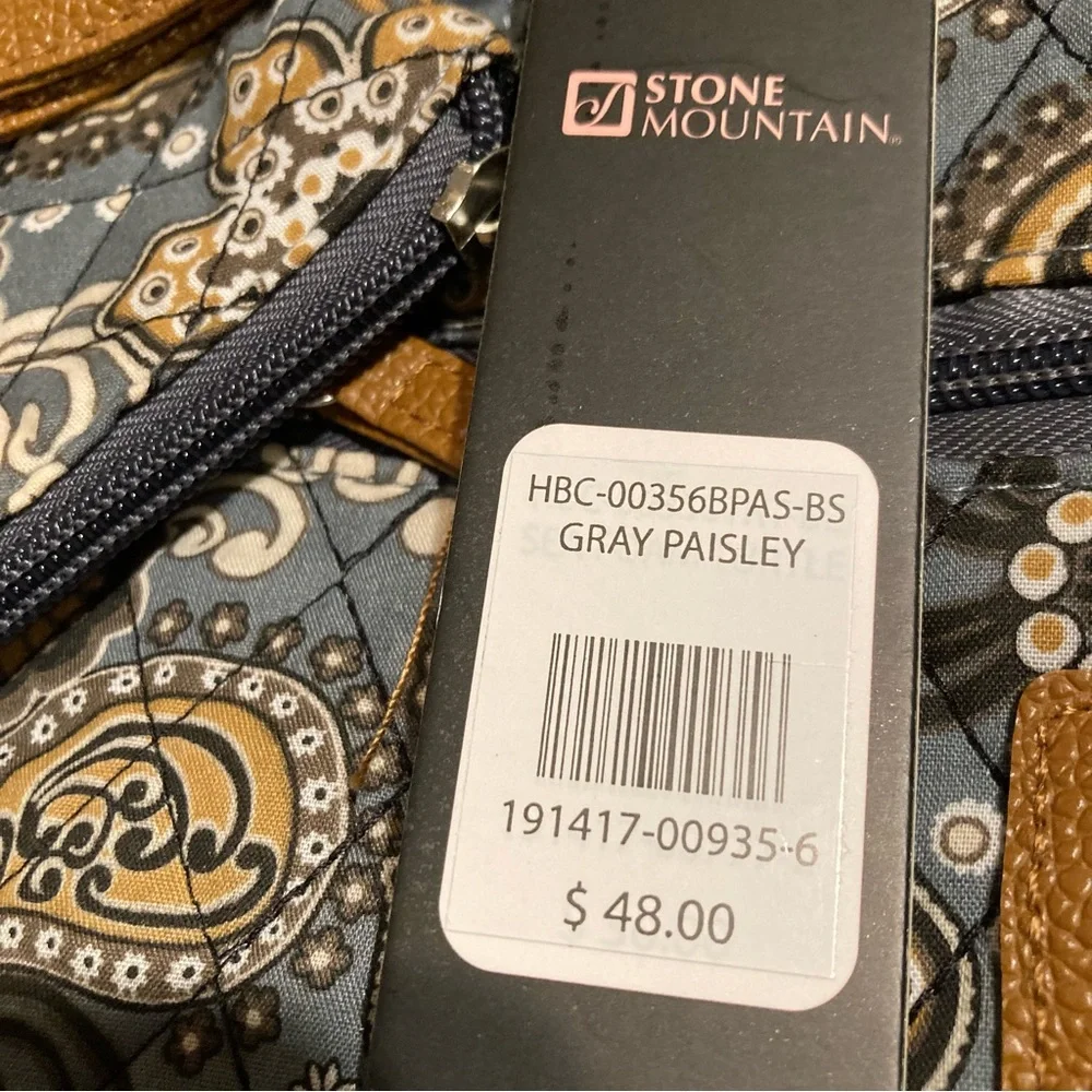NWT Stone Mountain Paisley Shoulder Tote Bag Purse & Wristlet Gray
